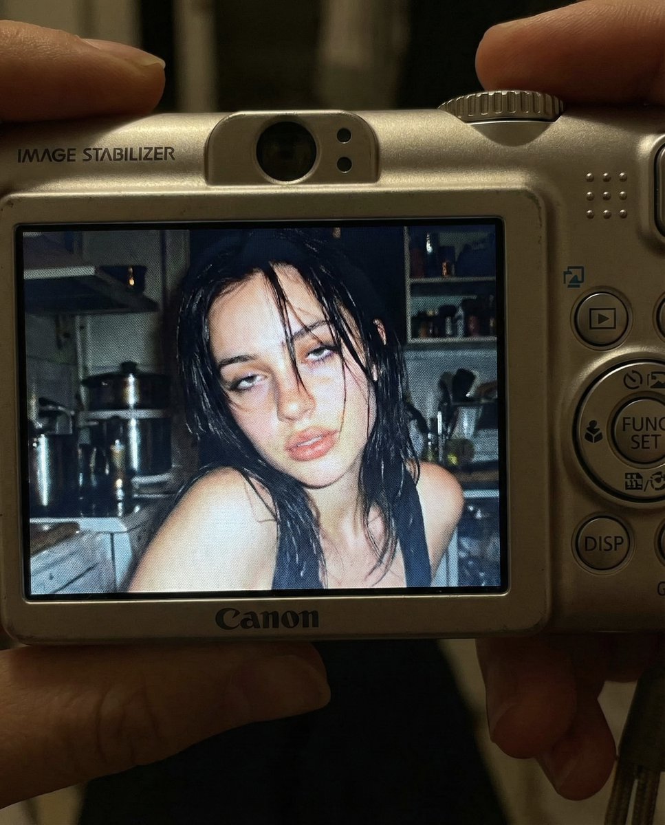 Early 2000s Digital Camera Snapshot Prompt — Nano Banana Pro AI Generated Image