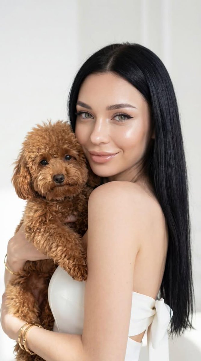 Dreamy Studio Portrait with Hydrangeas Prompt — Nano Banana Pro AI Generated Image