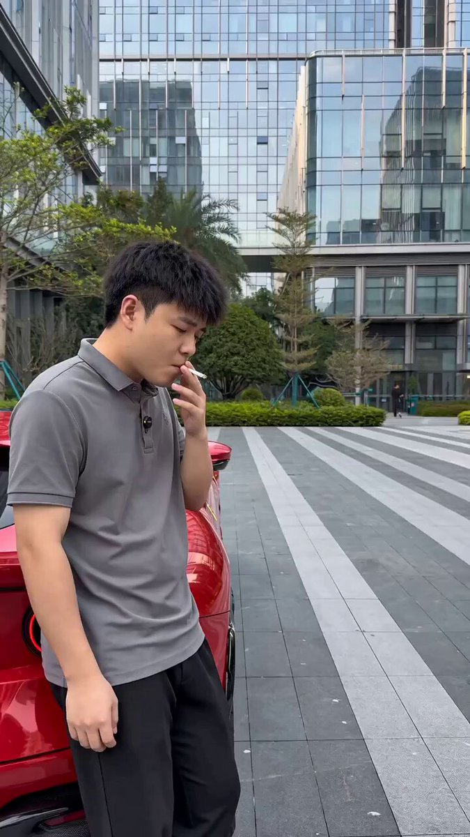 Viral Sketch Comedy Video Prompt: The Car Wash Twist