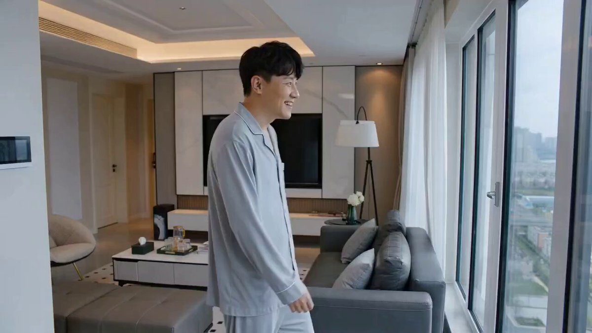 Novel Expansion: Husband Reports Gatekeeper