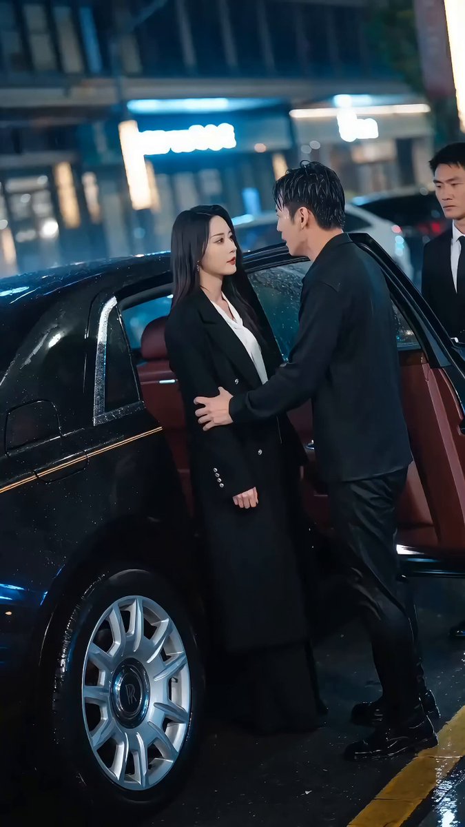 Viral Short Drama: Heartbreak and Rain Prompt